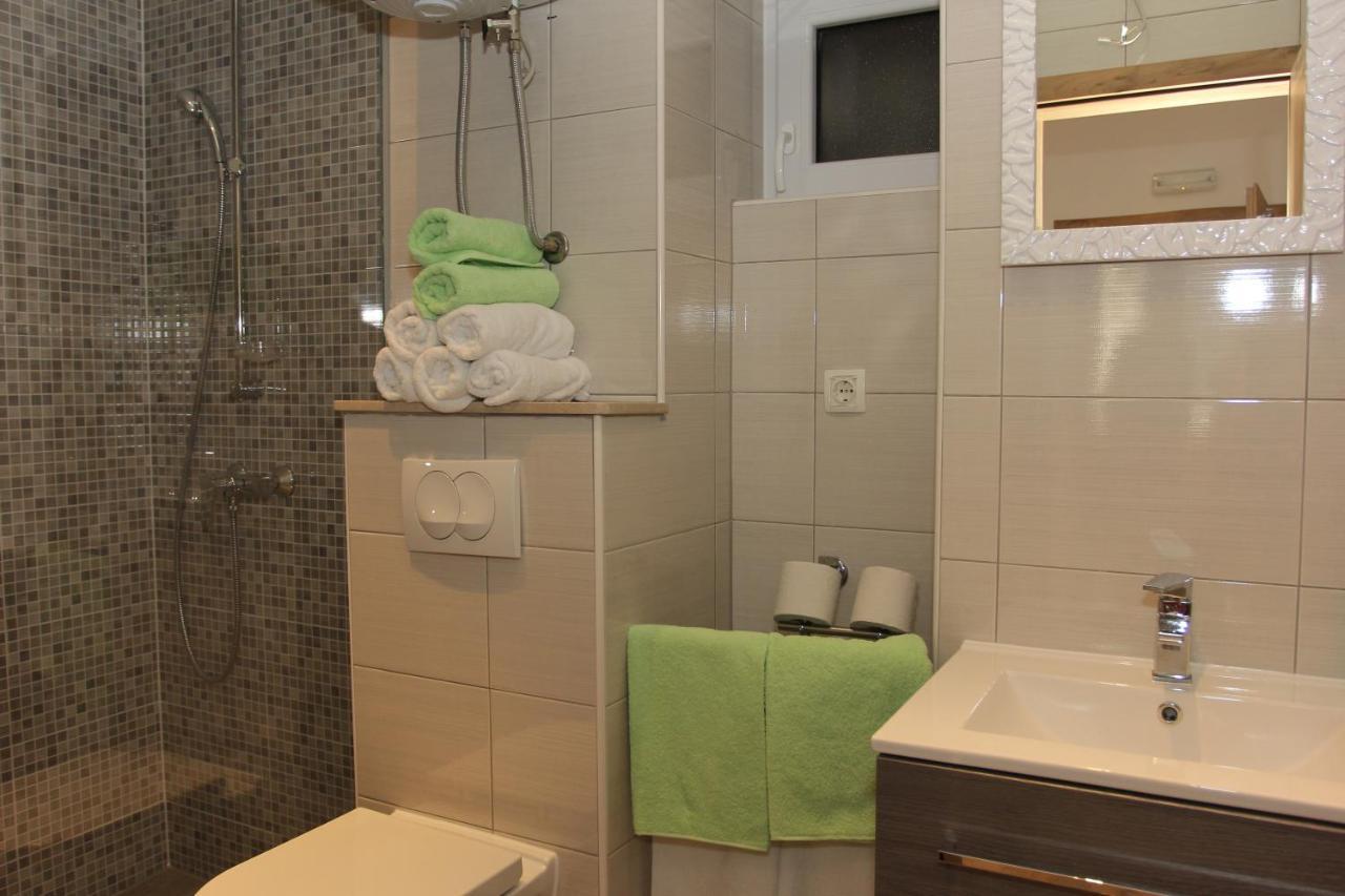 Apartment House Vitaic ซูเปตาร์ ภายนอก รูปภาพ