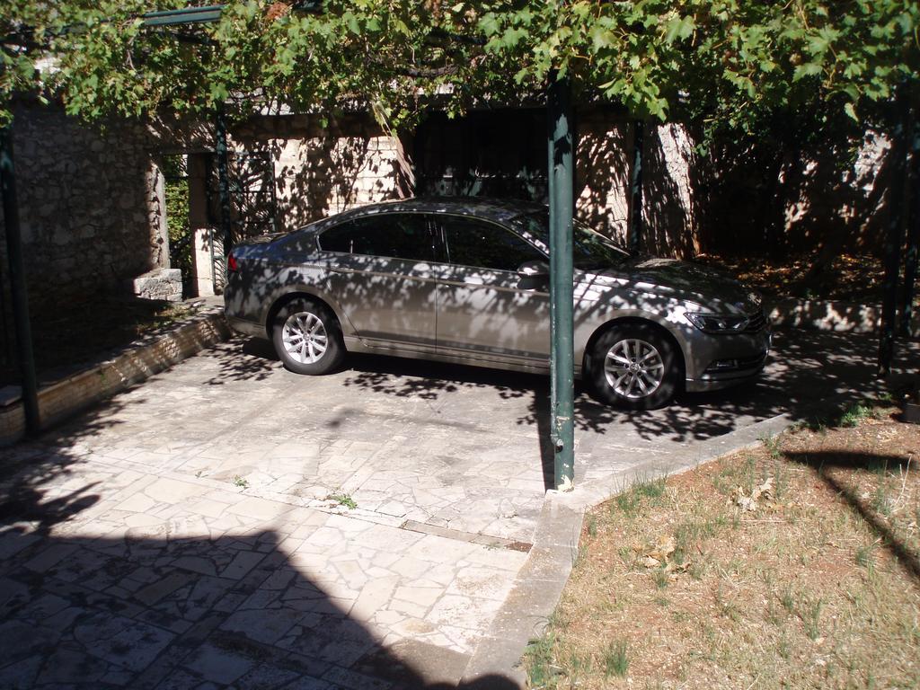 Apartment House Vitaic ซูเปตาร์ ภายนอก รูปภาพ